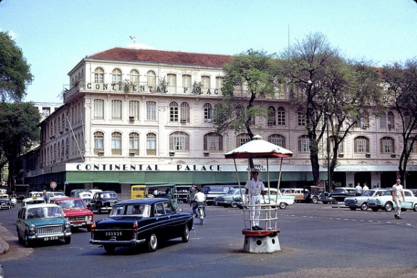 Khách sạn Continental 1965. Hình: Thomas W. Johnson